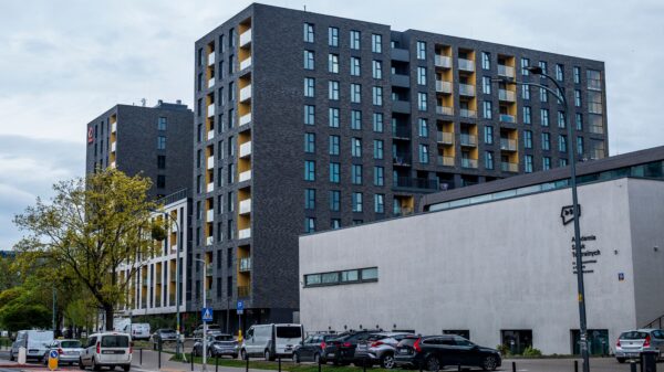 Nova Pazova dobija poslovno-stambeni objekat od 2.800 m2 za 31 porodicu – poslovno-stambeni objekat u Novoj Pazovi