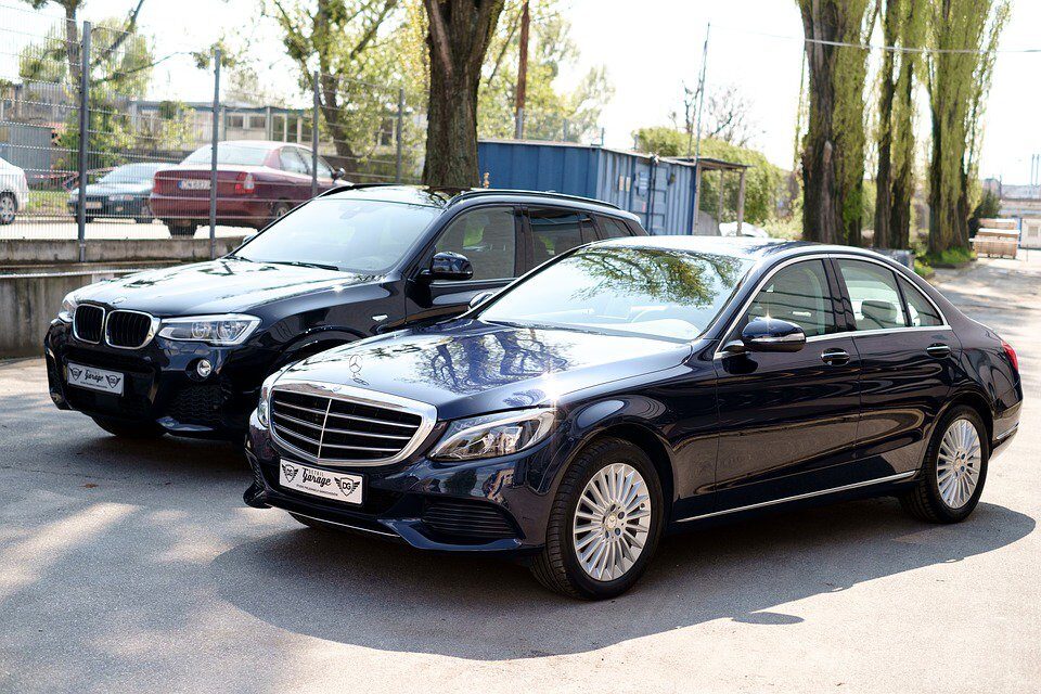 bmw mercedes