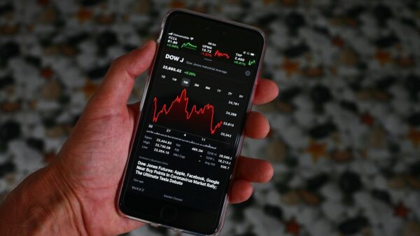 Američki berzanski indeksi porasli 587 poena posle otkazivanja udara na Iran – Dow Jones berza