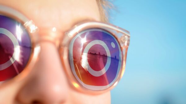 Instagram menja vizuelni identitet prvi put posle 10 godina, novi logo donosi osveženje – promena logotipa Instagram