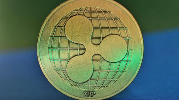 XRP pao ispod 1 dolara, pad od 2% i pored partnerstva sa Jeonbuk Bank