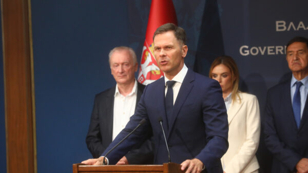 Isplata pomoći od 6.000 dinara punoletnim građanima putem Poštanske štedionice
