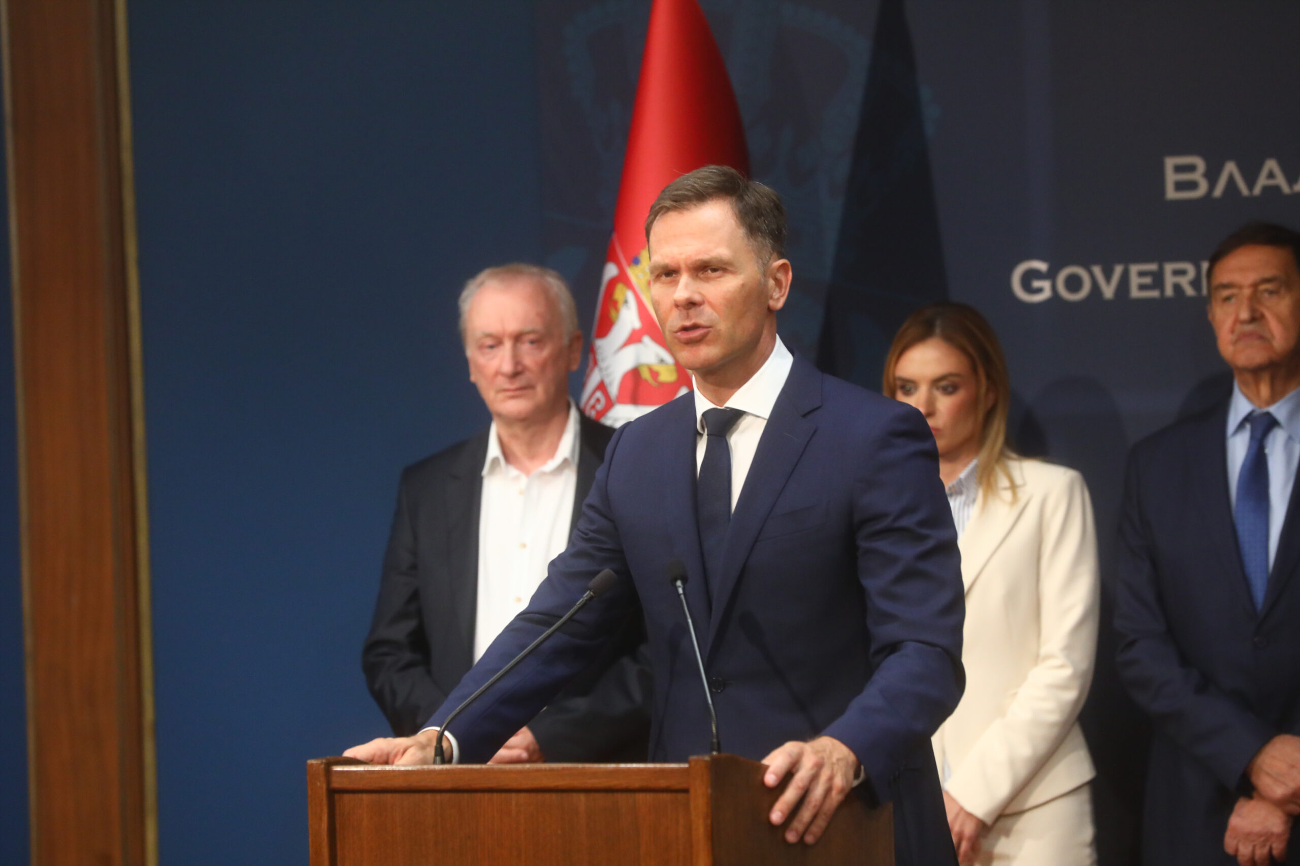 Isplata pomoći od 6.000 dinara punoletnim građanima putem Poštanske štedionice
