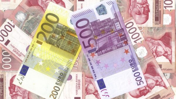 Narodna banka Srbije objavila srednji kurs dinara za evro od 117,3865 dinara – srednji kurs dinara za evro u četvrtak