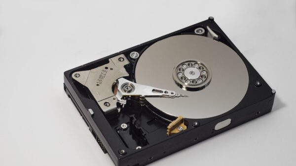 Rast cena hard diskova izazvan AI potražnjom pogađa i HDD tržište