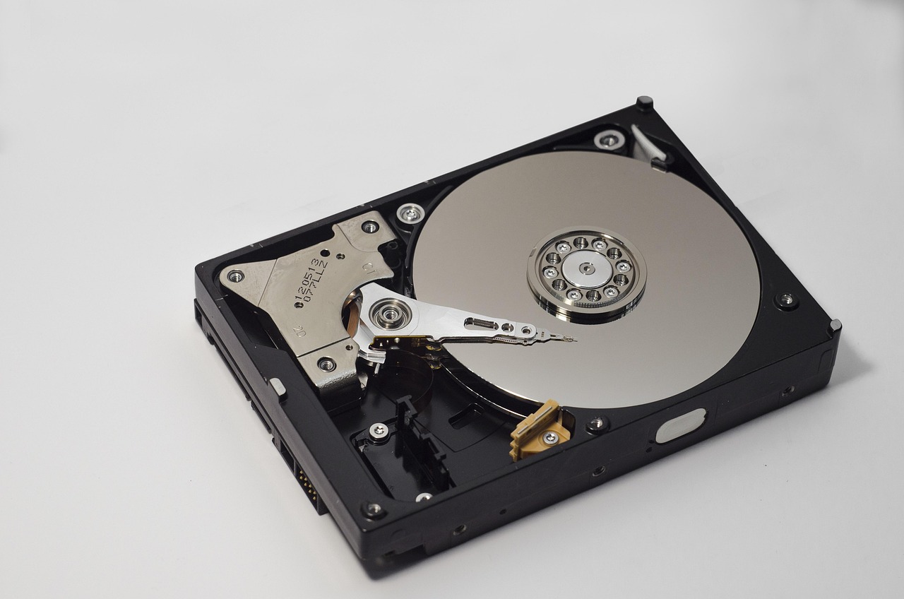 Rast cena hard diskova izazvan AI potražnjom pogađa i HDD tržište