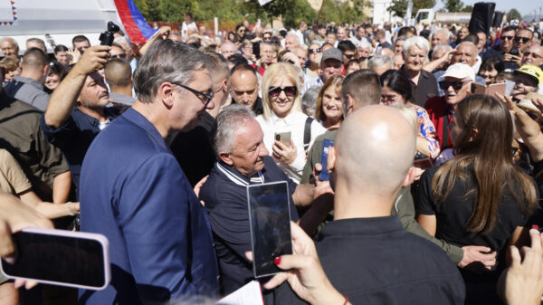 Bilateralni odnosi Srbije i Francuske u fokusu Vučićevog sastanka sa Makronom od 75 minuta
