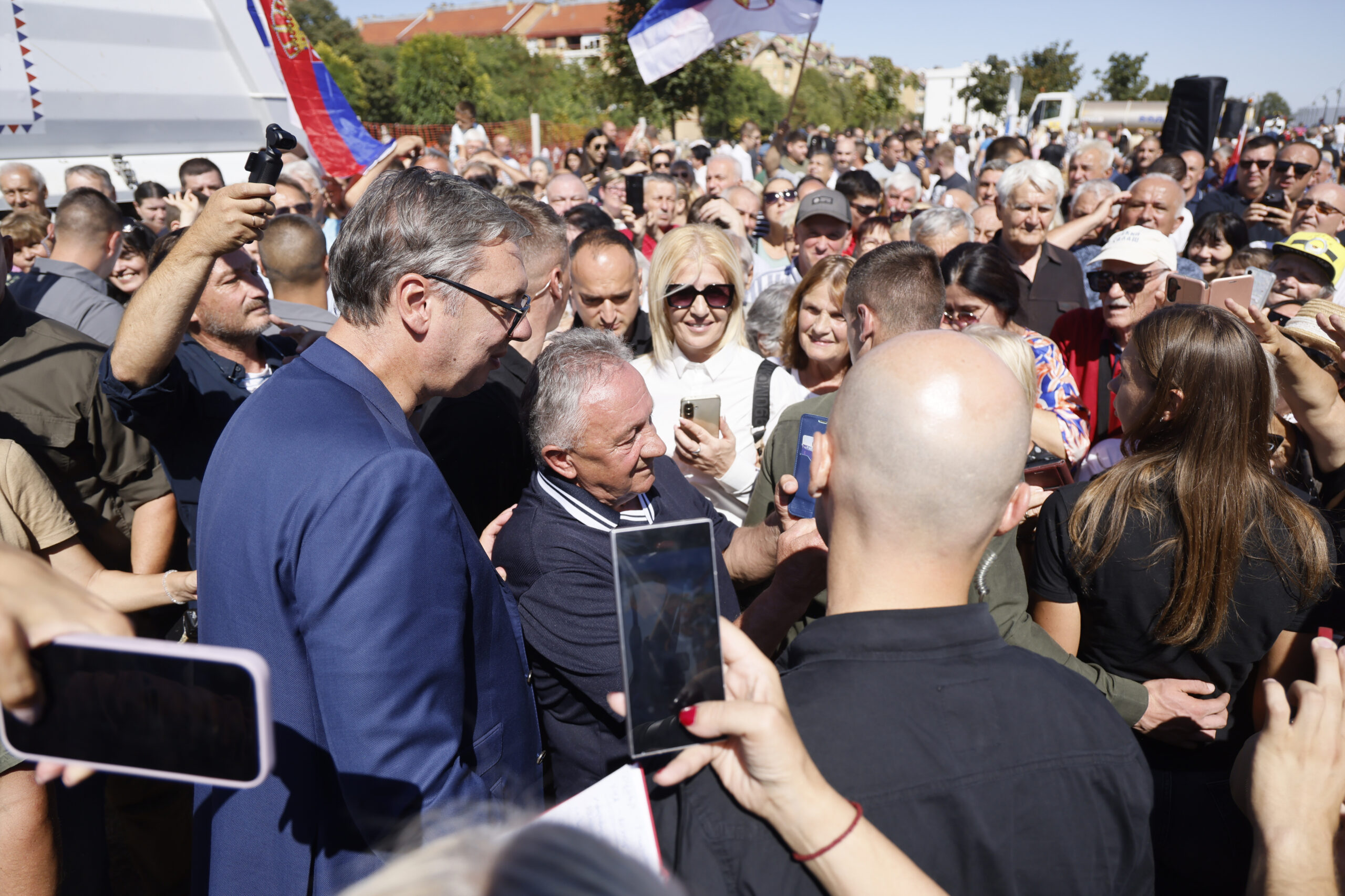 Bilateralni odnosi Srbije i Francuske u fokusu Vučićevog sastanka sa Makronom od 75 minuta
