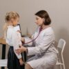 Kineska klinika testira AI asistenta za vođenje pregleda u oftalmologiji – AI-TEC klinika