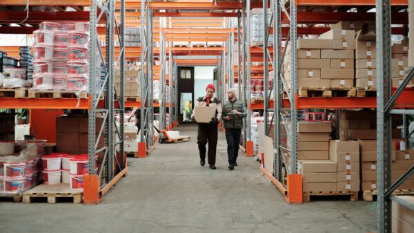 Amazon povećava minimalnu satnicu na 20 dolara i uvodi popust na Whole Foods