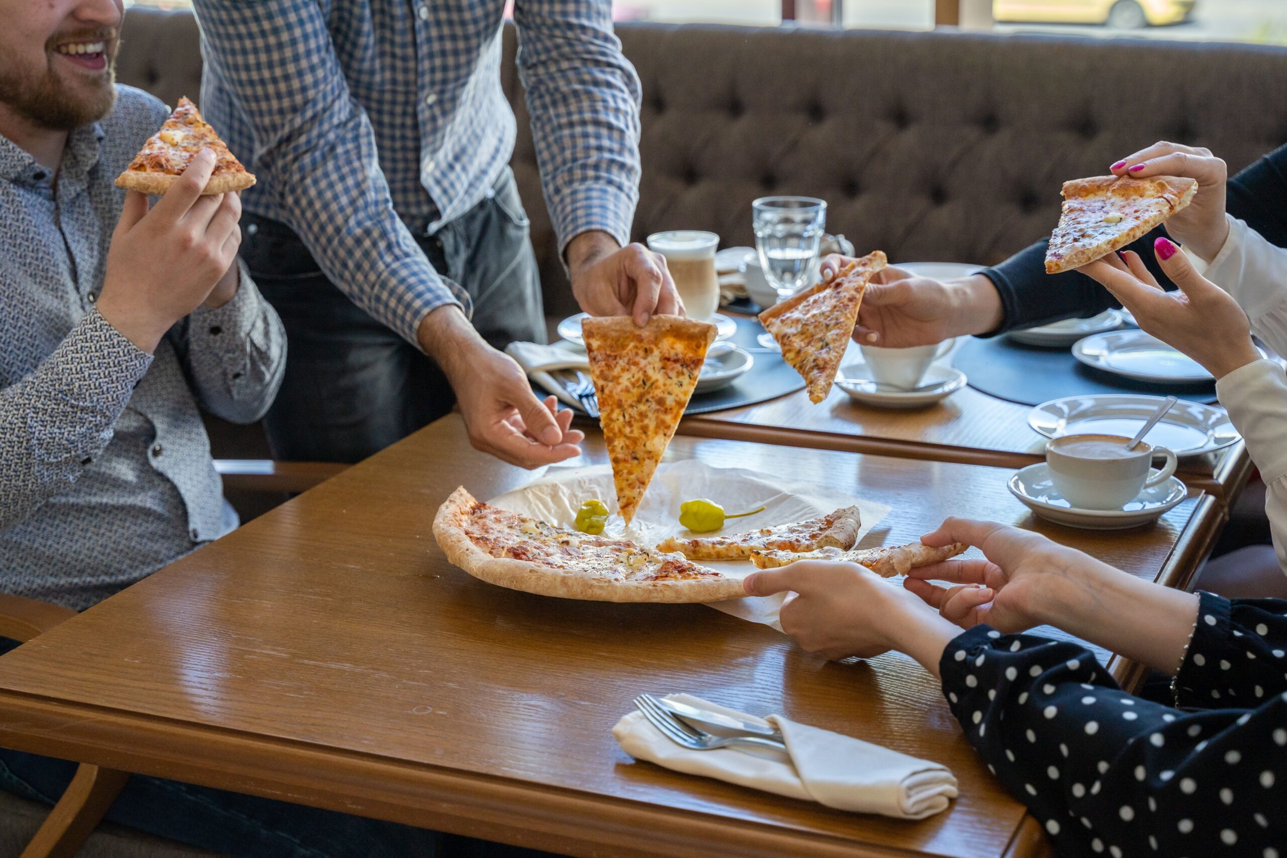 Pizza Hut prikuplja 1,5 milijardi dolara emisijom obveznica za otkup kompanije – emisija obveznica Pizza Hut
