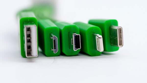 USB ekstenderi: Da li zaista rade i koliko su bezbedni za korišćenje – USB ekstenderi da li zaista rade