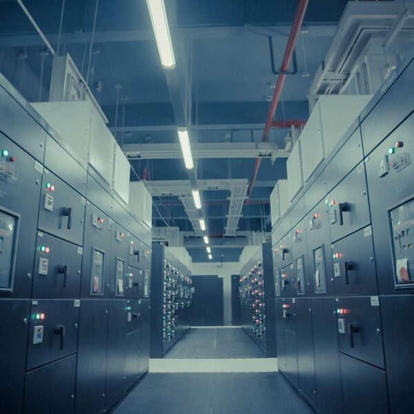 AI data centri u zemljama u razvoju ograničeni nedostatkom struje i kadrova