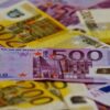 Zvanični srednji kurs dinara prema evru iznosi 117,5386 dinara danas