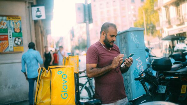 DoorDash proširuje angažman radnika na podršku autonomnim vozilima i robotima – DoorDash širi ponudu poslova