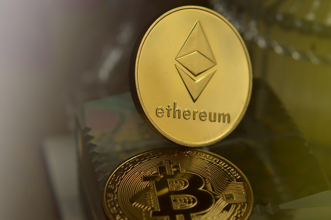 Bitcoin pao ispod 83.000 dolara nakon podele oko Ethereum 'bunker mode' upozorenja – bitcoin ispod 83.000 dolara