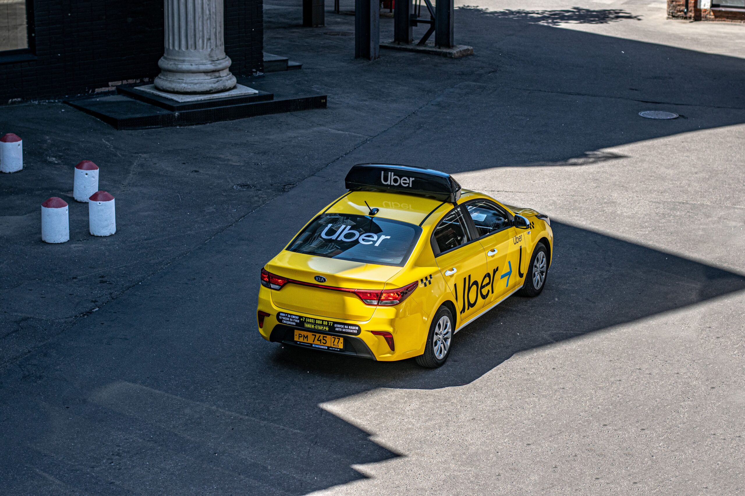 Uber vozači u Južnoj Kaliforniji beleže pad zarade zbog visokih troškova goriva